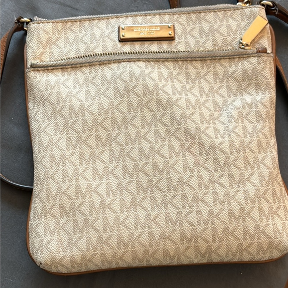 Mk purse